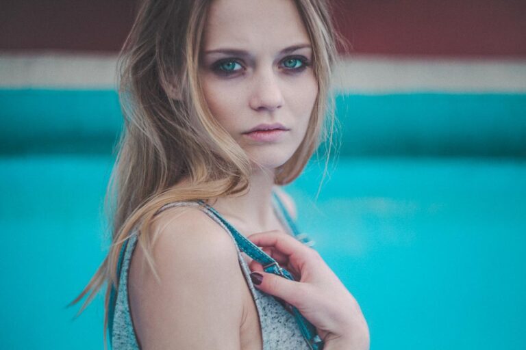 Behind Blue Eyes – sesja z Kasią Sawczuk