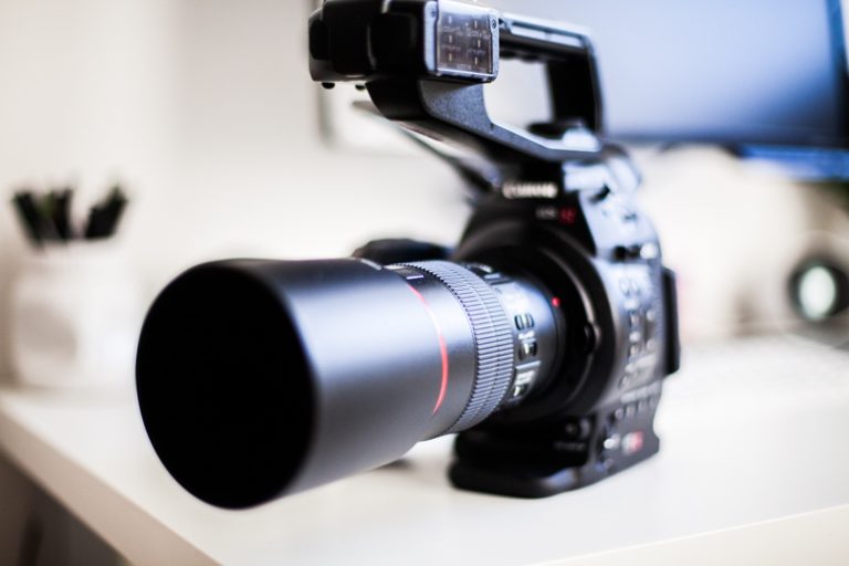 Blog | produkcja filmów reklamowych 70 Canon EF 100mm f/2.8L Macro IS USM – Pierwsze wrażenia