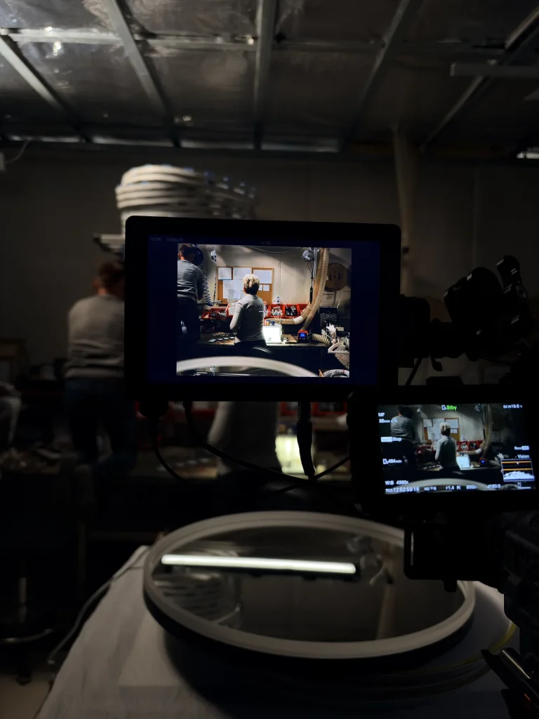 Produkcja filmów reklamowych dla marek B2B: 3 decyzje