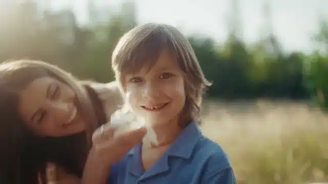 Produkcja wideo dla firmy musi gonić budżet z TV 11 Stykówka kadrów ze spotu, arkusz 3